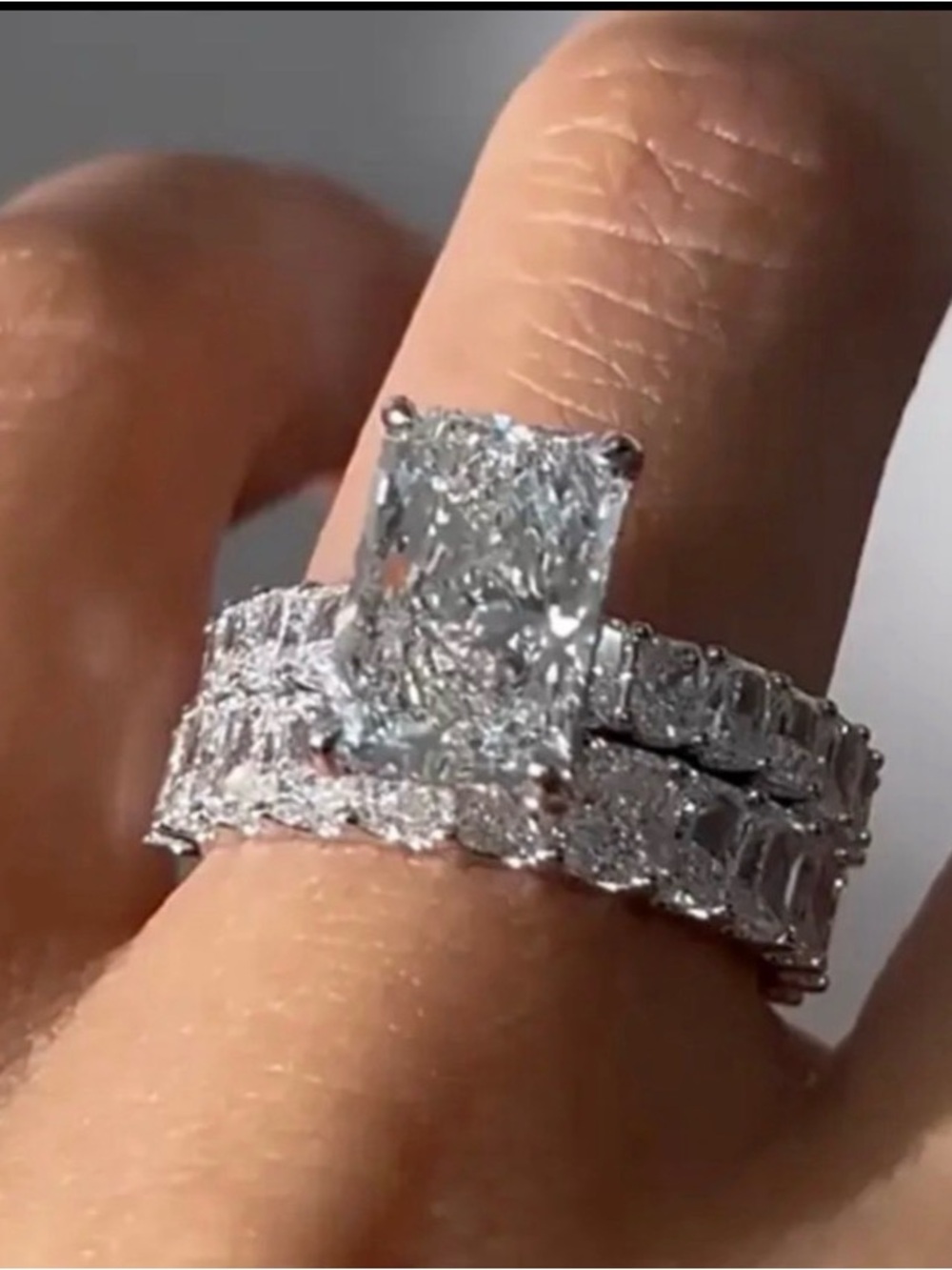 Elegant White Cubic Zirconia Solitaire and Baguette Wedding Ring Set
